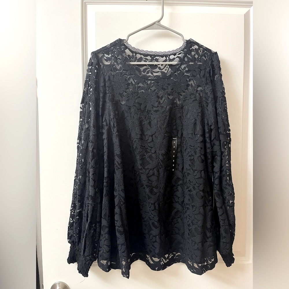 Torrid lace and mesh long sleeve top
